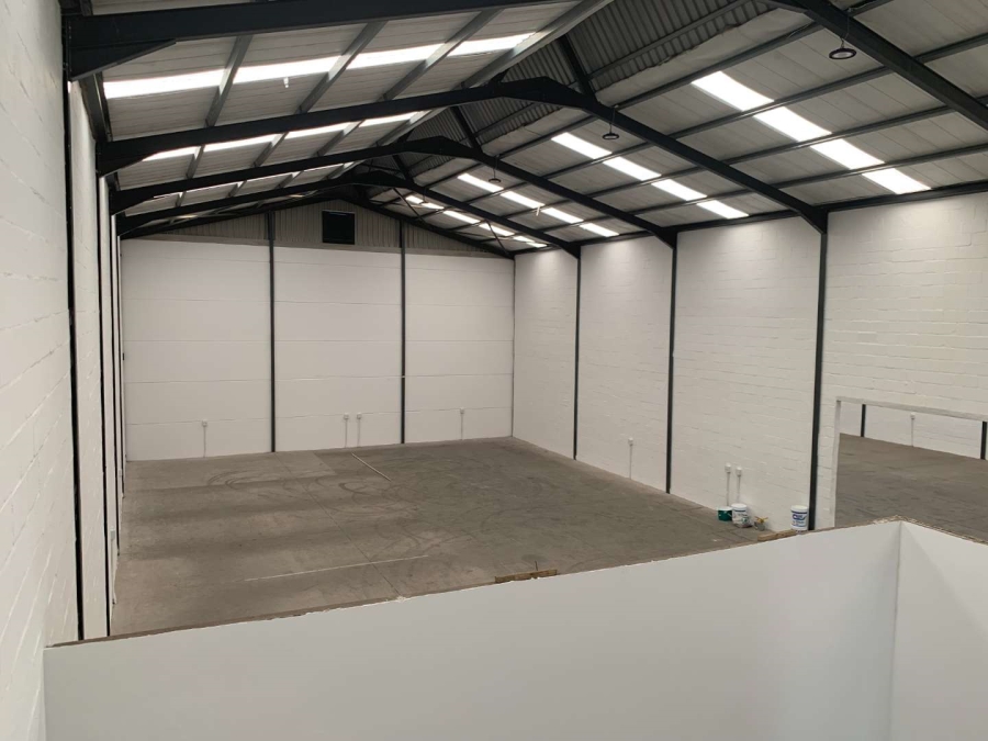 To Let Commercial Property for Rent in Rivergate Western Cape